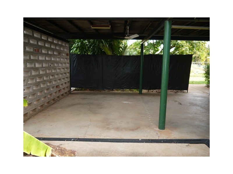 11 Walter Young Street, Katherine NT 0850