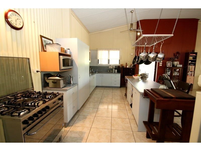 46 Hall Road, Katherine NT 0850