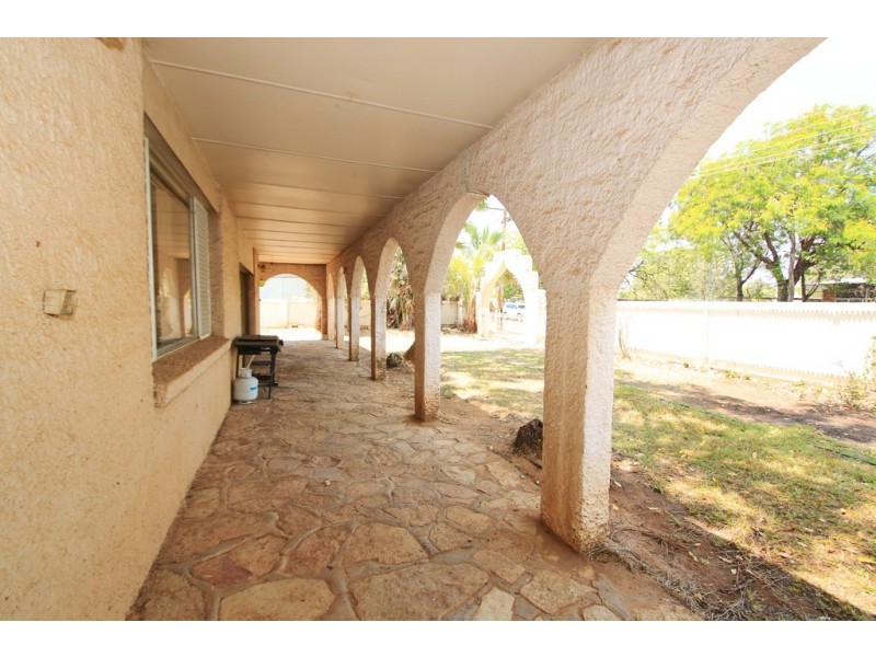 9 Pearce Street, Katherine NT 0850