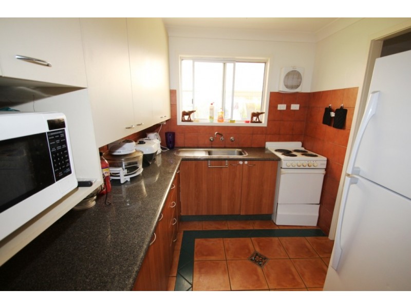 8 McDonald Street, Katherine NT 0850