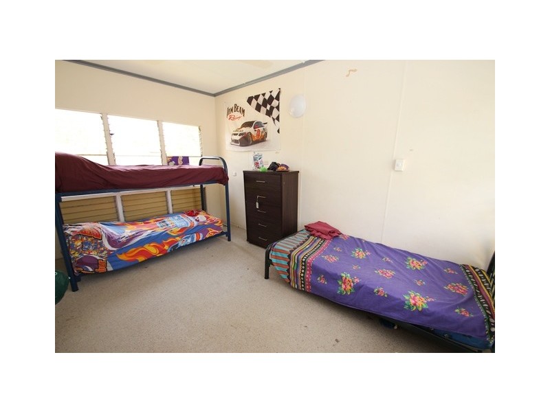 2 Lucy Street, Katherine NT 0850