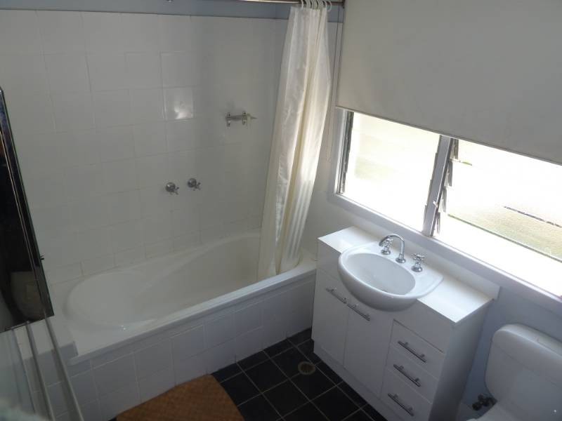 11 Lucy Street, Katherine NT 0850