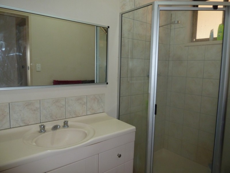 5 Cameron Street, Katherine NT 0850