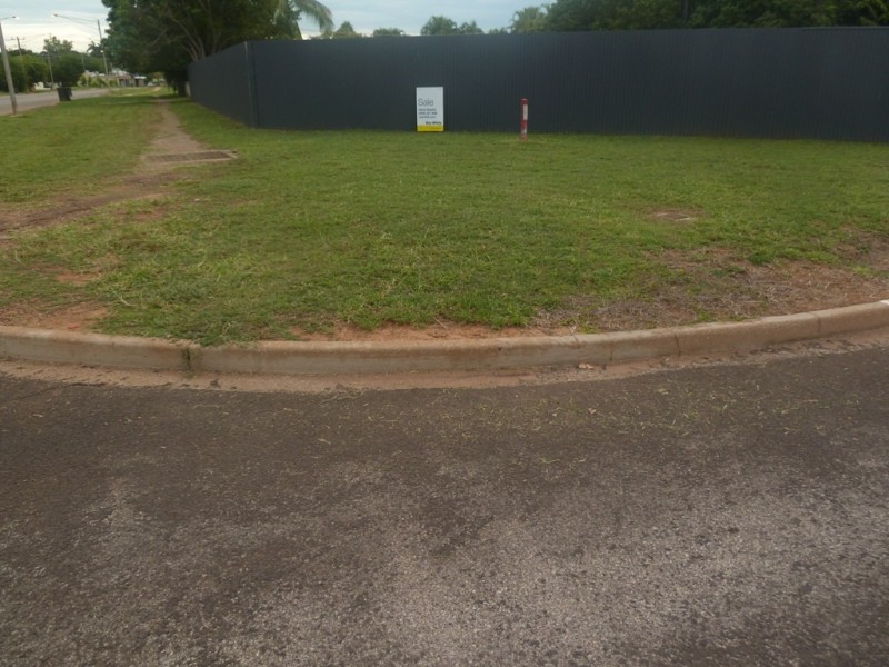 59 O’Shea Terrace (Cnr Giles St), Katherine NT 0850