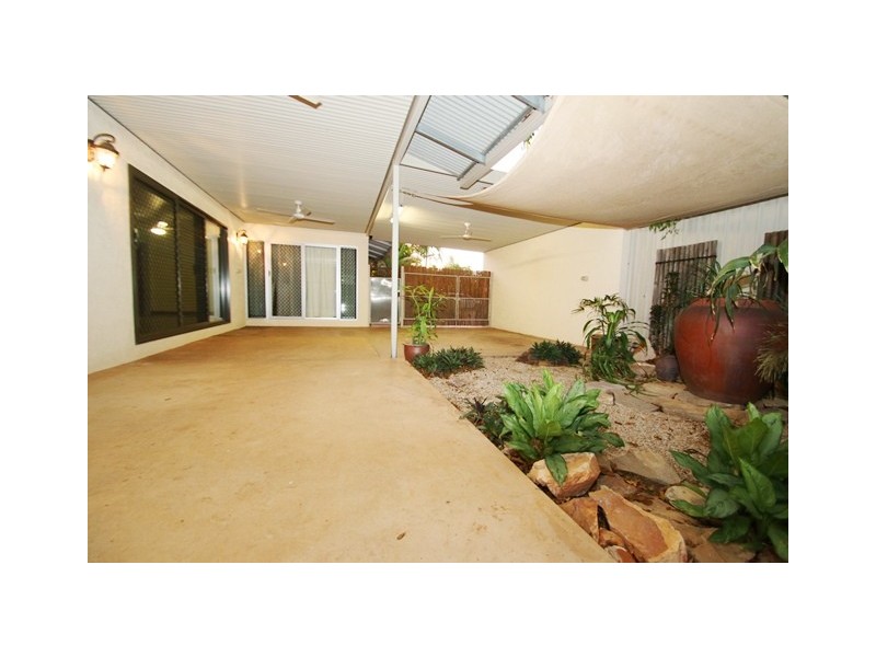 17 Clarke Crescent, Katherine NT 0850