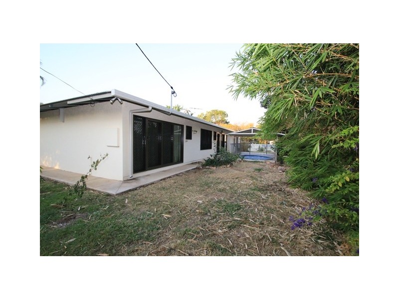 17 Clarke Crescent, Katherine NT 0850