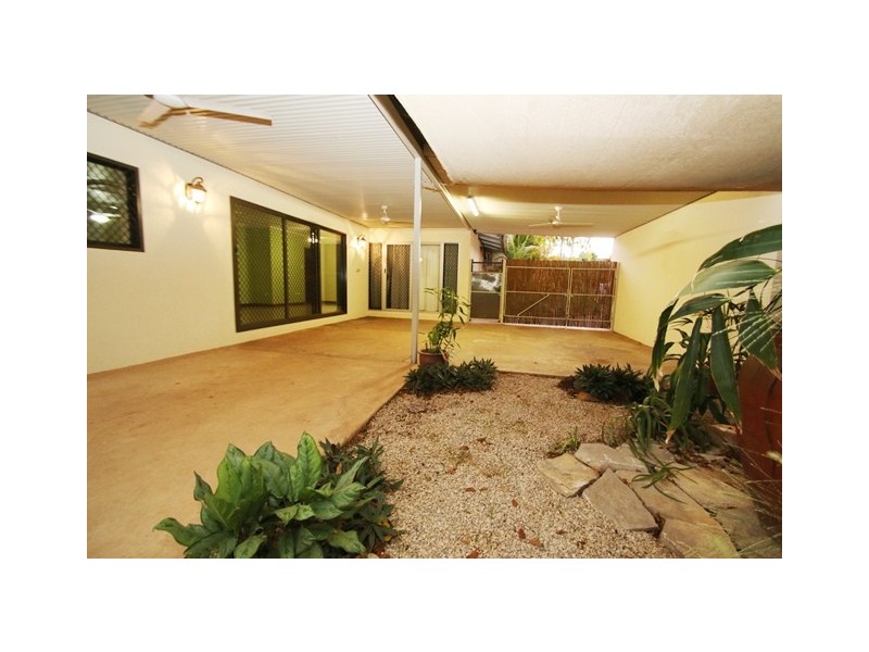 17 Clarke Crescent, Katherine NT 0850