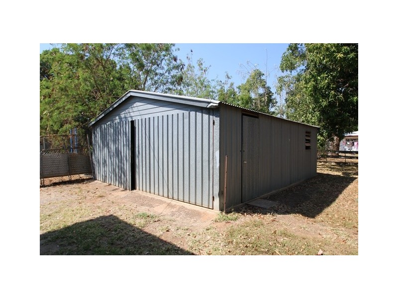 8 Dowling Street, Katherine NT 0850