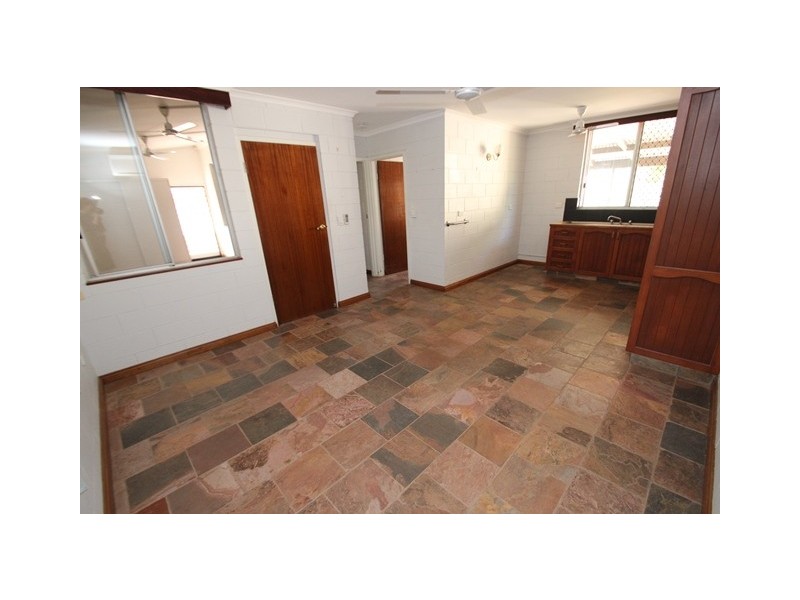 15 Clarke Crescent, Katherine NT 0850