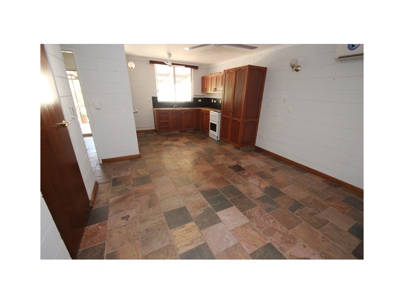 15 Clarke Crescent, Katherine NT 0850