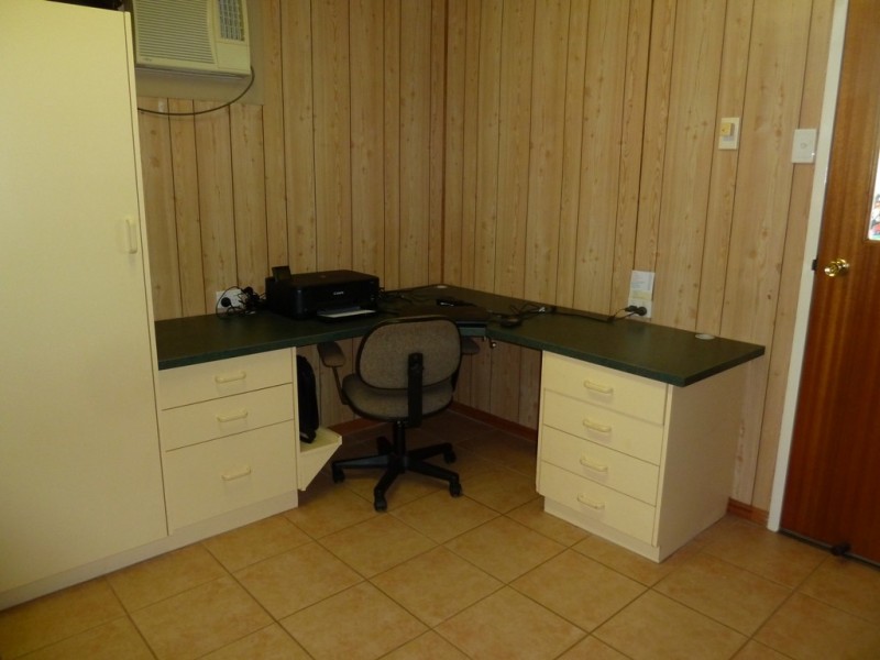 412 Zimin Drive, Katherine NT 0850