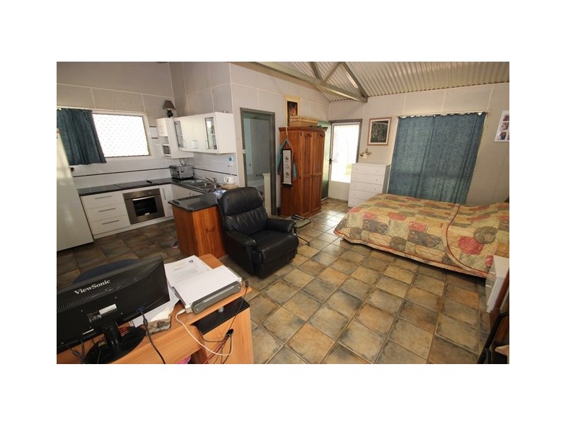 196 Edith Farms Road, Katherine NT 0850