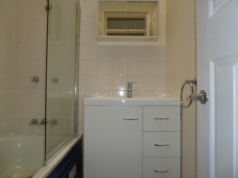 16 Holtze Crescent, Katherine NT 0850