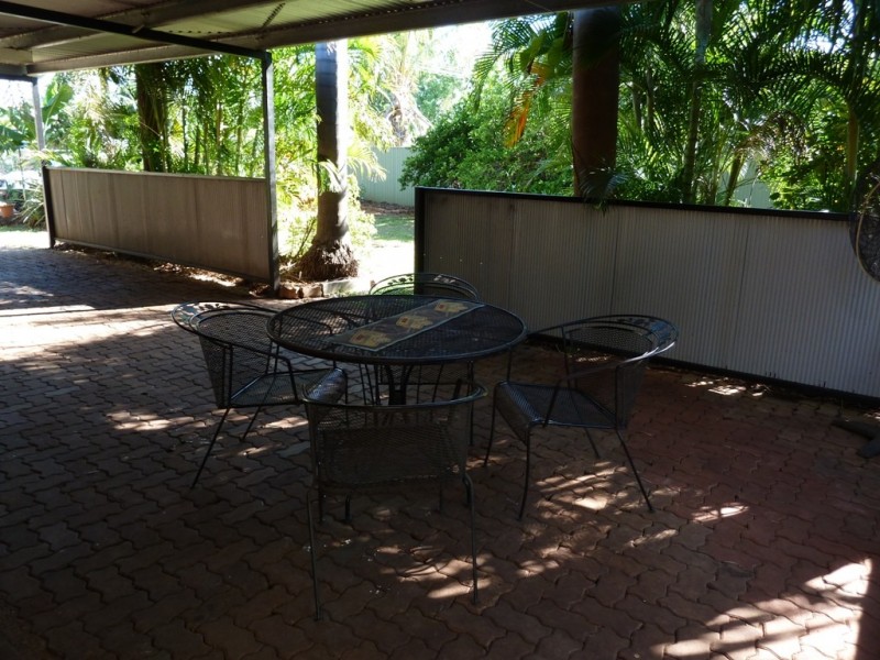 16 Holtze Crescent, Katherine NT 0850