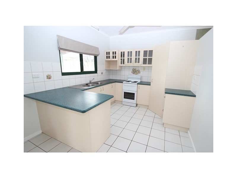76 Hall Road, Katherine NT 0850