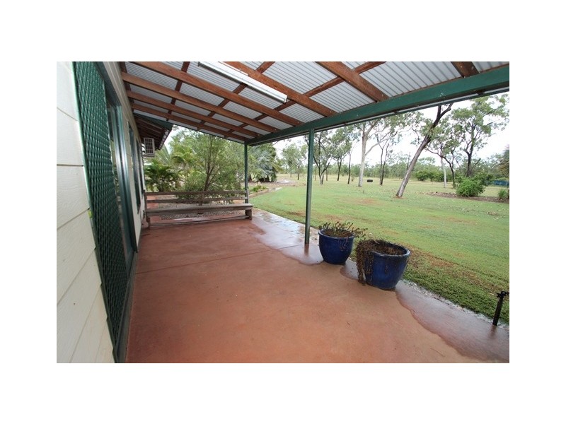 76 Hall Road, Katherine NT 0850
