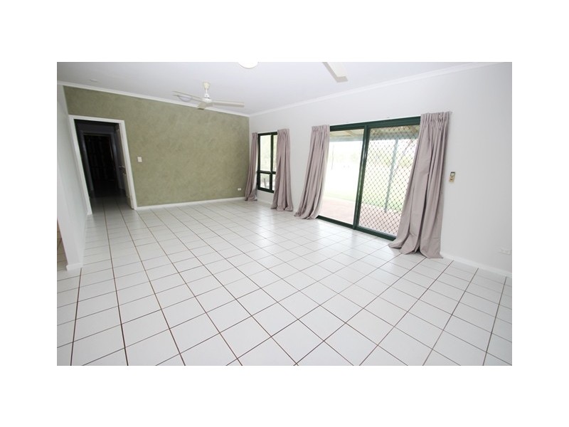 76 Hall Road, Katherine NT 0850