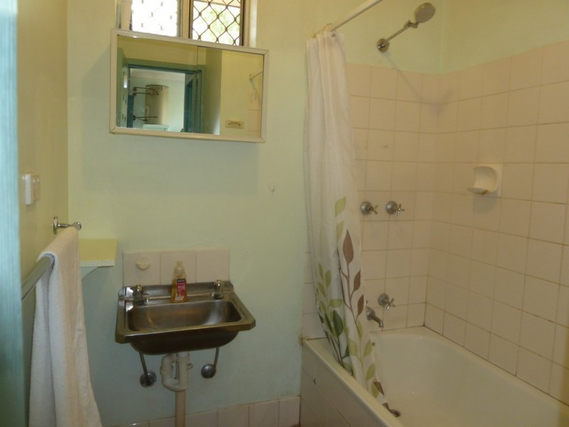 4 Elliott Street, Katherine NT 0850