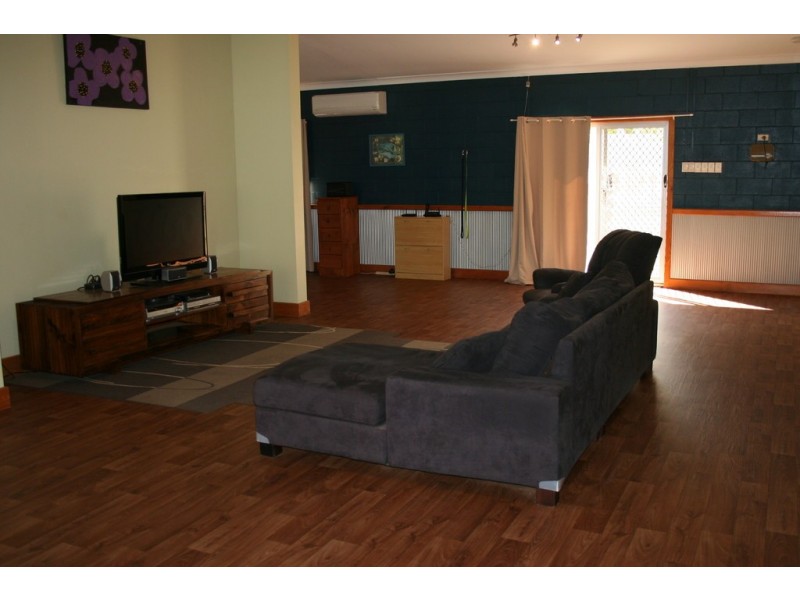 15 Kingston Road, Katherine NT 0850