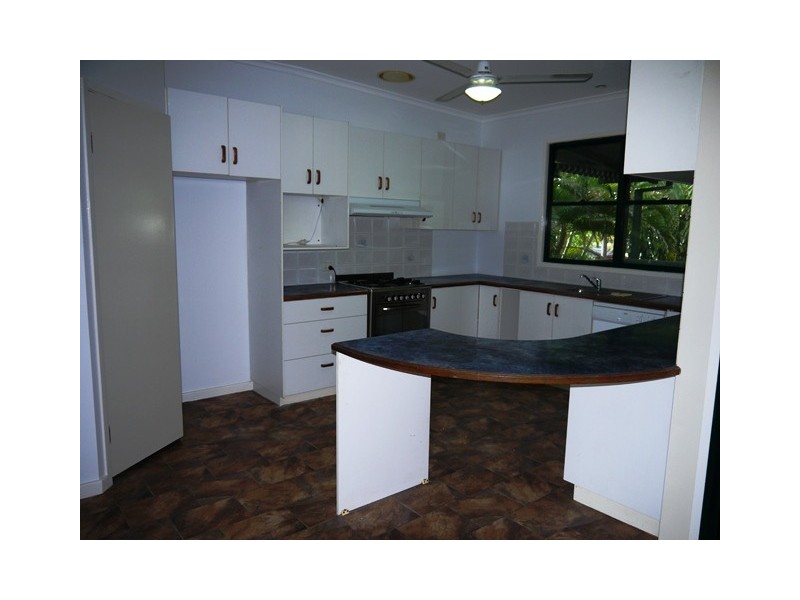 11 Walter Young Street, Katherine NT 0850