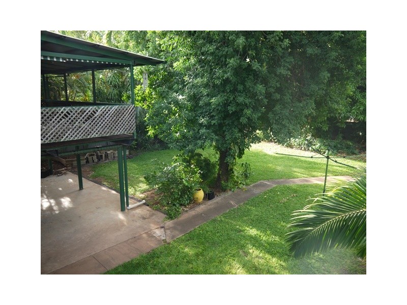 11 Walter Young Street, Katherine NT 0850