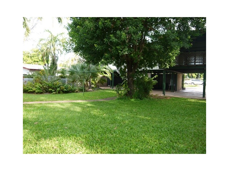 11 Walter Young Street, Katherine NT 0850