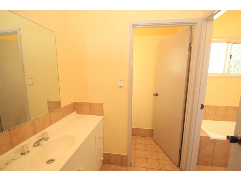12 Elliot Street, Katherine NT 0850
