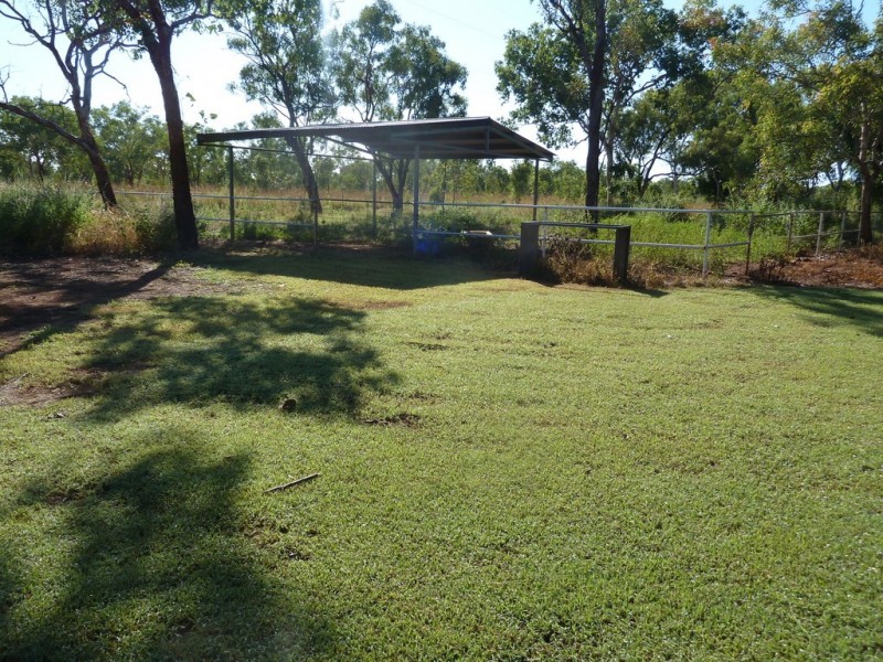 81 Mahony Road, Stuart Estate, Katherine NT 0850