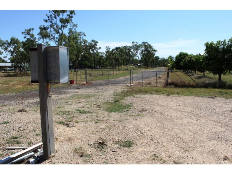 119 Hall Road, Katherine NT 0850