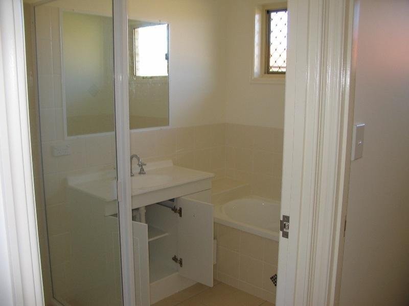 5 Malcolm, Point Vernon QLD 4655