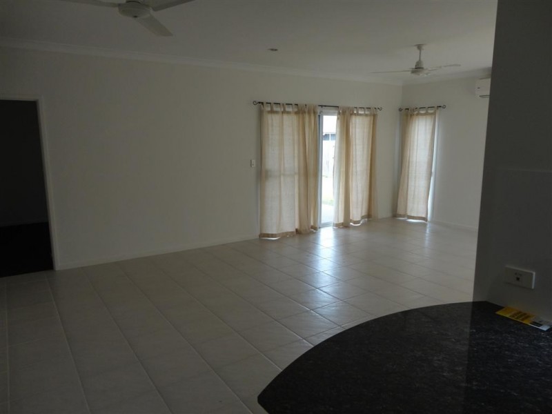 17 Swan View Court, Toogoom QLD 4655