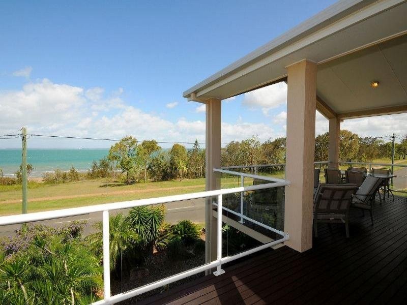 101 Esplanade, Point Vernon QLD 4655