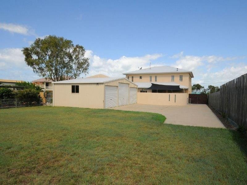 101 Esplanade, Point Vernon QLD 4655