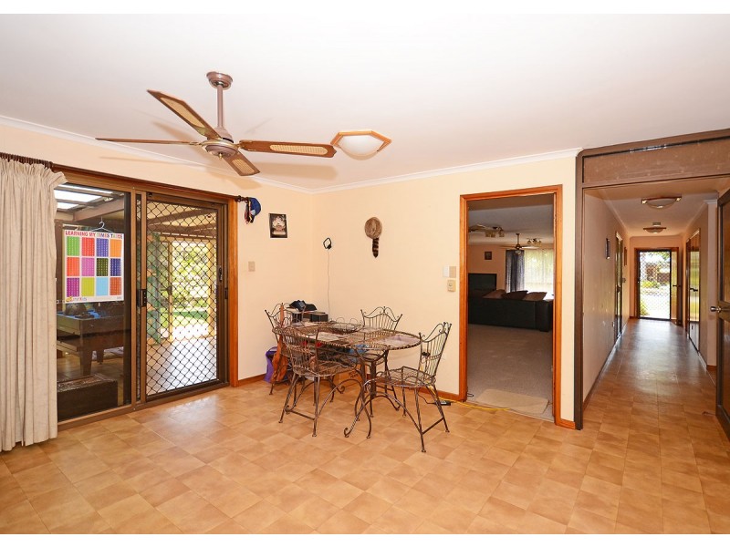 25 Kelly Street, Point Vernon QLD 4655