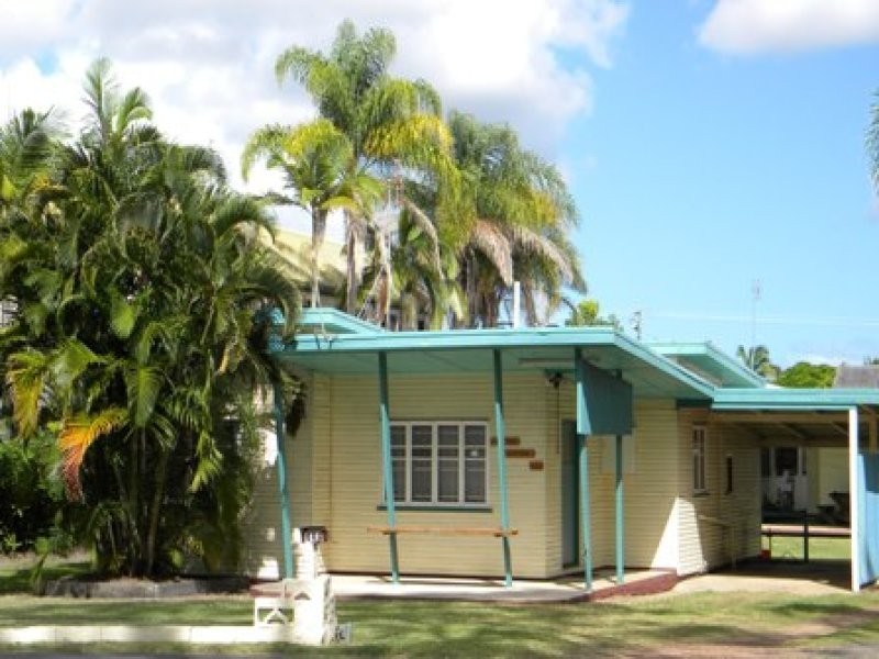 444 Esplanade, Torquay QLD 4655