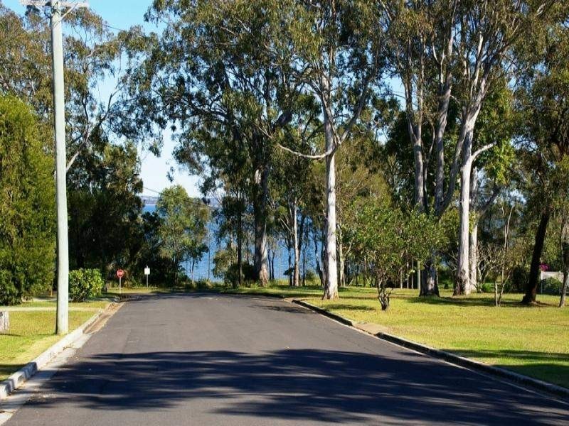 9 Mant Street, Point Vernon QLD 4655