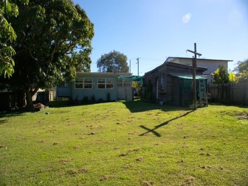 9 Mant Street, Point Vernon QLD 4655