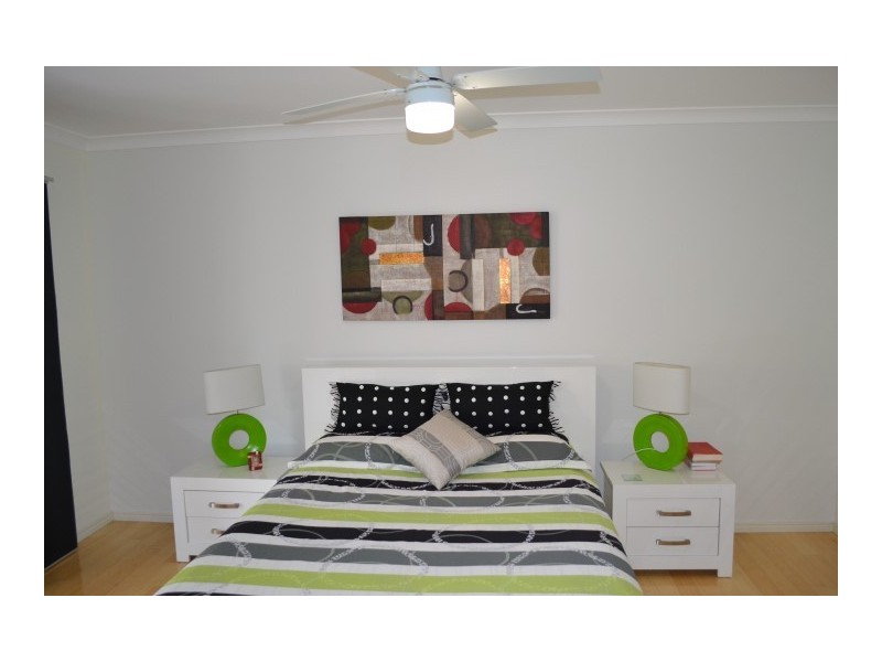 4 Montrose Close, Point Vernon QLD 4655