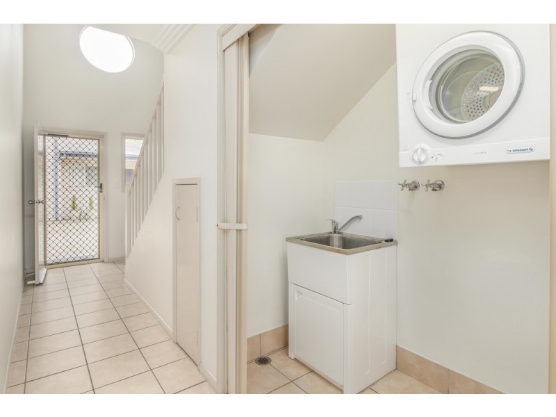 4/66 Winchelsea Street, Pialba QLD 4655