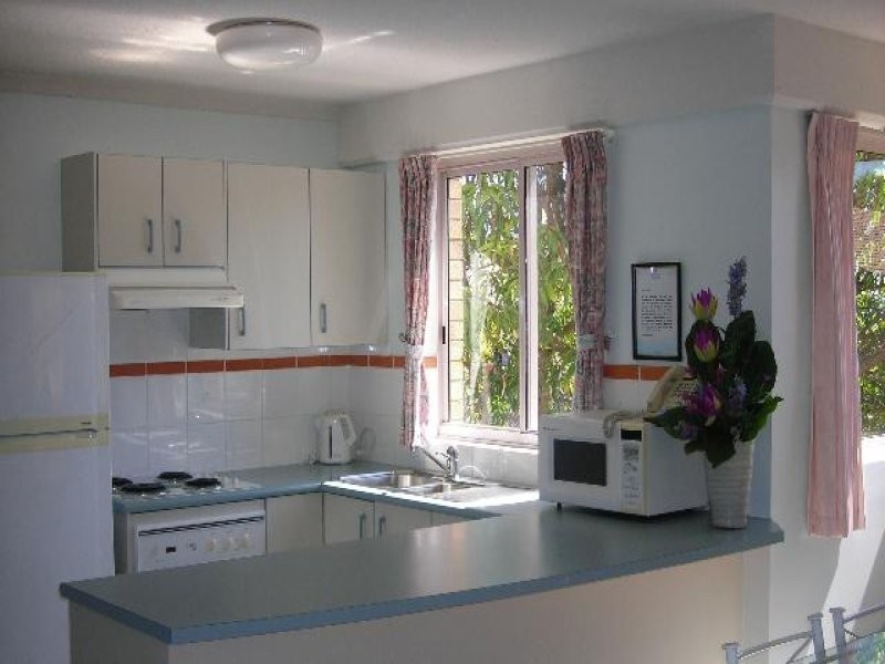 27/386 Esplanade, Torquay QLD 4655