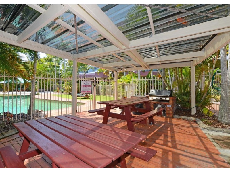 27/386 Esplanade, Torquay QLD 4655