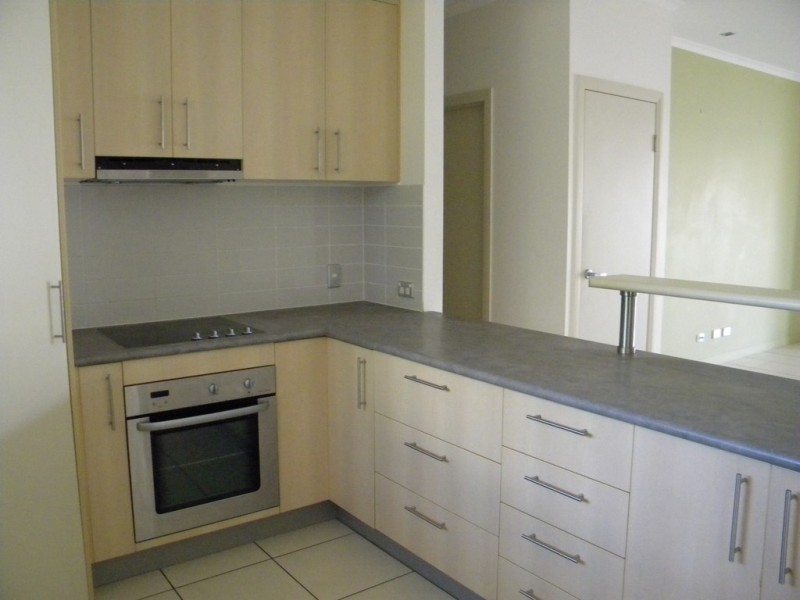 24/230 ‘THE DOMAIN’ Pulgul Street, Urangan QLD 4655