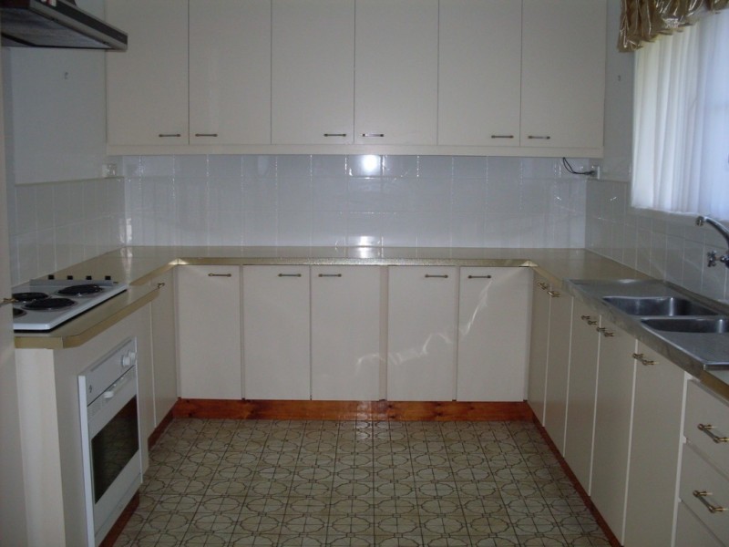 43B Murphy Street, Point Vernon QLD 4655