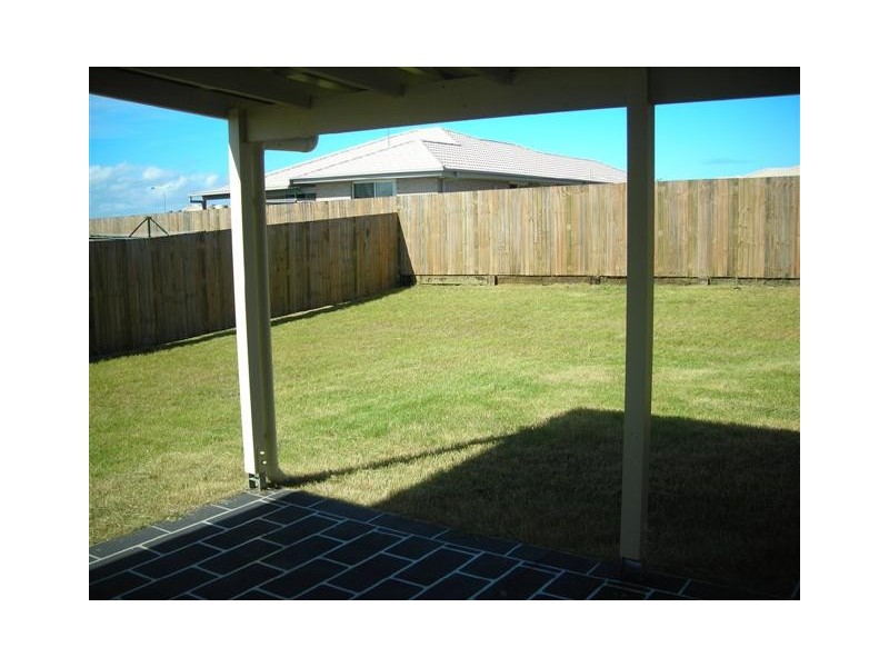 6 Beagle Avenue, Kawungan QLD 4655