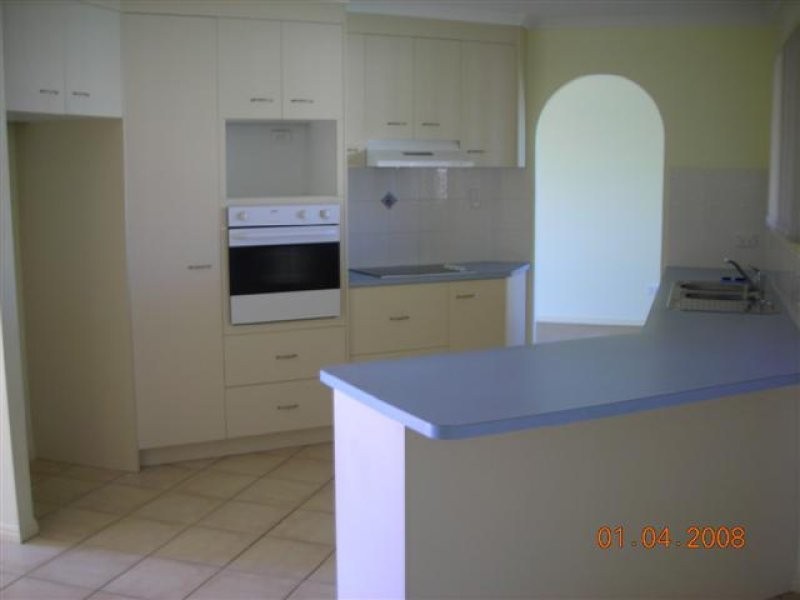 5 Durham Court, Kawungan QLD 4655