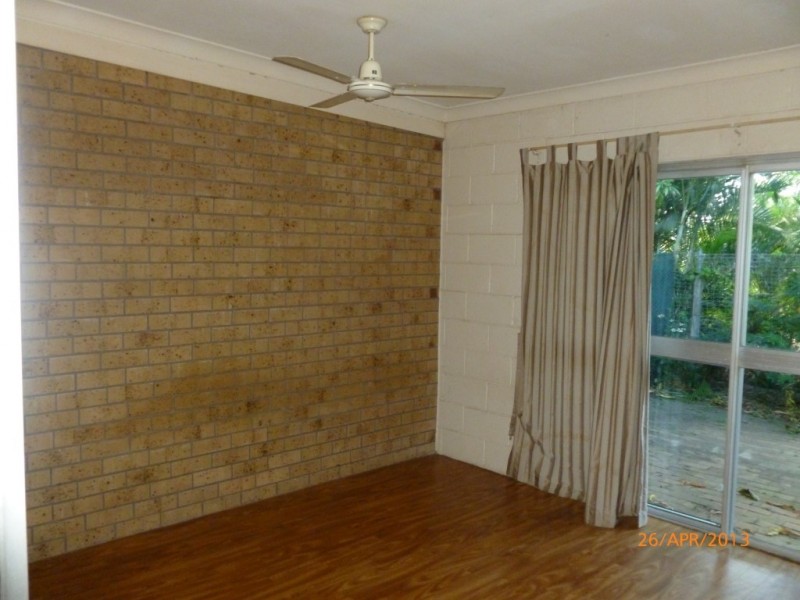 2/226 Cypress Street, Urangan QLD 4655
