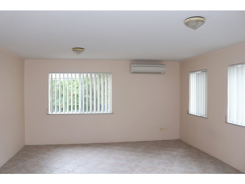 4/458 Esplanade, Torquay QLD 4655