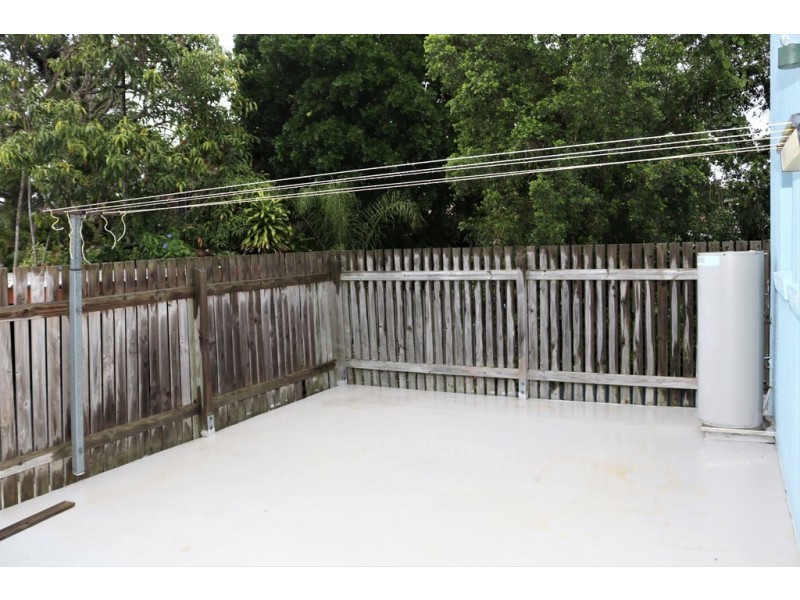 4/458 Esplanade, Torquay QLD 4655