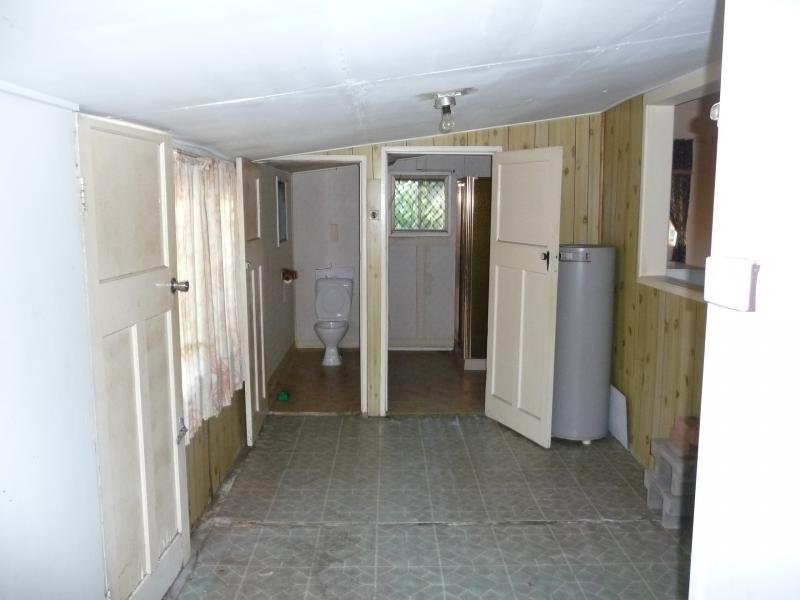 95 Long Street, Point Vernon QLD 4655