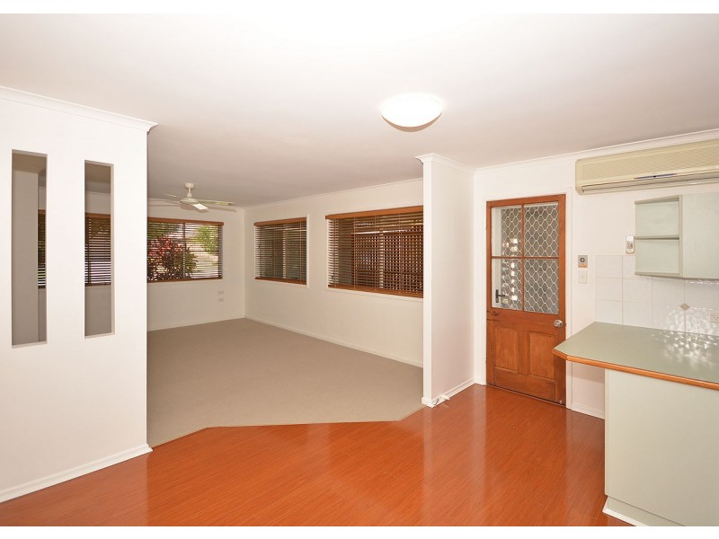 69 Long Street, Point Vernon QLD 4655